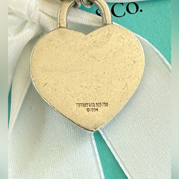 Tiffany sterling & 18kt heart padlock & key pendant necklace - Picture 7 of 7